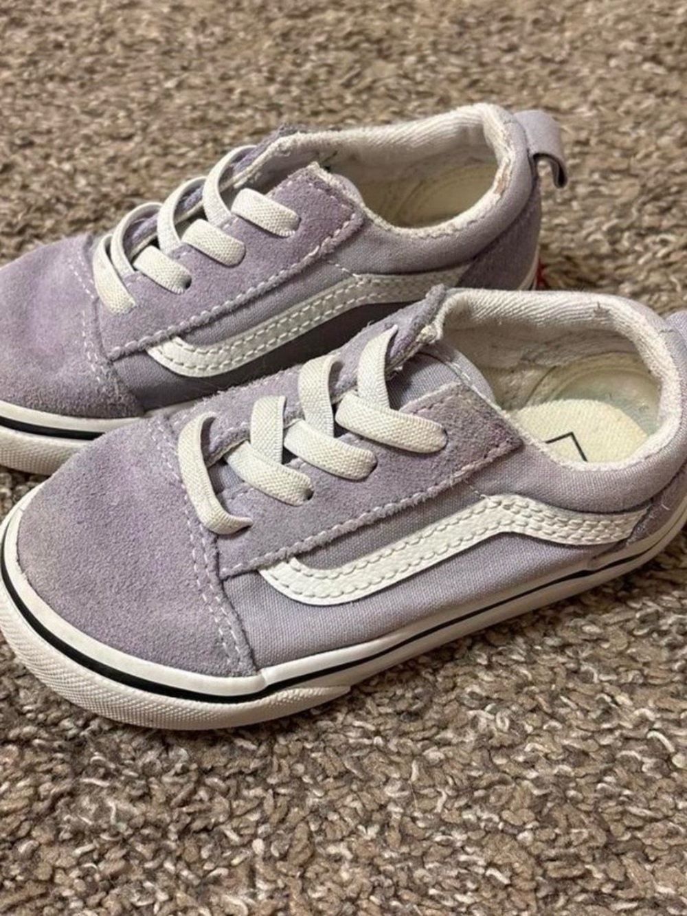 Vans Kids Low-Top Sneakers in Lavender and White